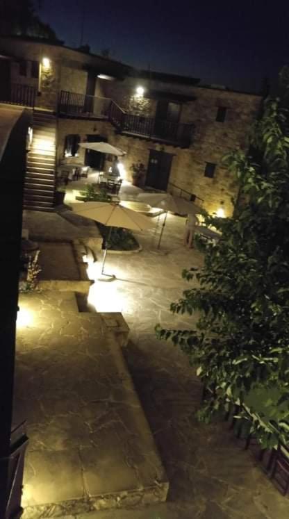 Amarakos Guesthouse Λειτουργεί Υπό Νέα Διεύθυνση Kato Akourdalia Esterno foto